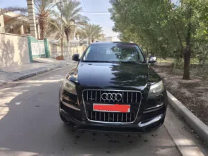 اودي Q7 2015 خليجي لون اسود فول 1/1