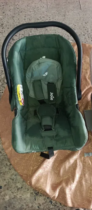 مقعد اطفال سياره كوت بيبي