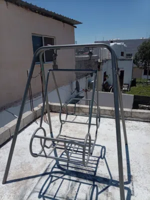 مرجوحة للبيع