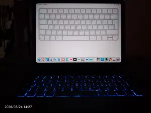 حافظة الايباد المغناطيسية intaeck neomagic keyboard