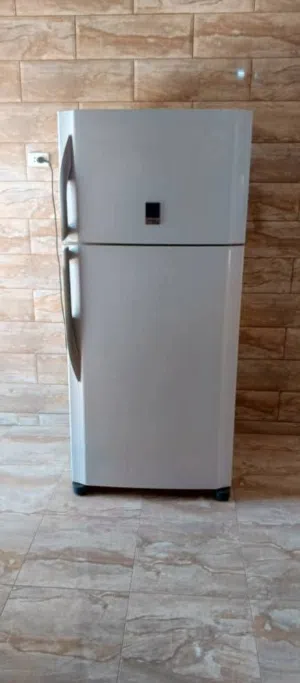 ثلاجة بخارية شارب