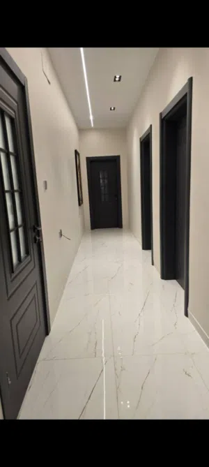 200 m2 4 Bedrooms Apartments for Rent in Benghazi Venice
