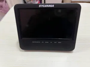 شاشة ومشغل dvd من شركة SYLVANIA