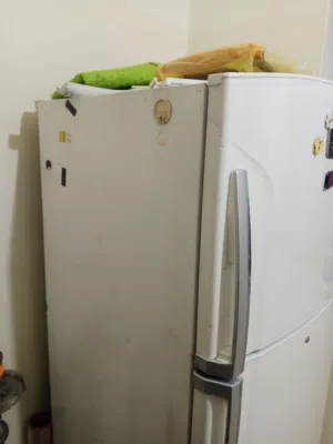 تلاجه توشيبا +غساله LG 7كيلو +طقم كنب + غرفه نوم كامل شبه جديد ب600دينار