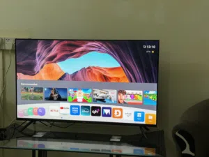 FHD qled whale os tv