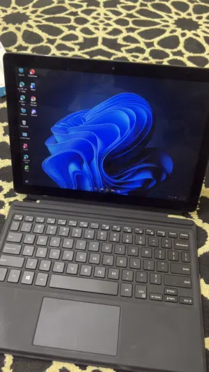 لابتوب ايباد من شركة dell بسعر ممتاز جدا مع الاداء والمعالج القوي i7 بسعر 130 ريال