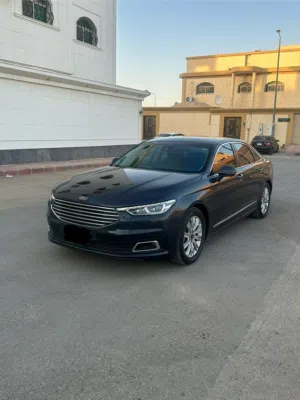 Used Ford Taurus in Al Riyadh