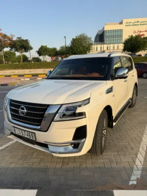 Nissan Patrol 5.6L LE Platinum City 2021* V8 (FULL-SERVICE HISTORY & OPTIONS TOP OF THE RANGE)