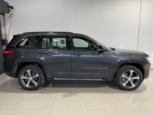 Jeep Grand Cherokee Limited with Si 2024