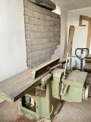 معداته ورشه نجاره
