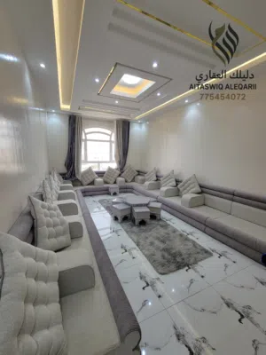 شقق_مفروشة_فاخرة_للإيجار_فراش_جديد وراقي     الموقع : (( بيت بوس -  شارع الخمسين - جوار مجمع العرب