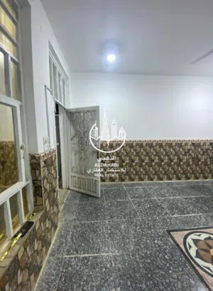 100 m2 2 Bedrooms Townhouse for Rent in Basra Jubaileh
