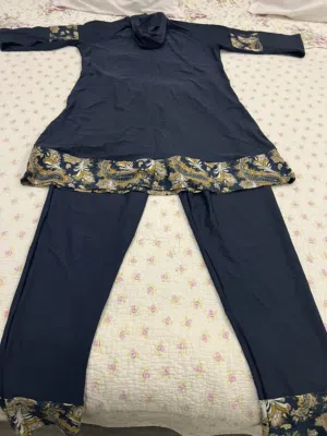 بدلة سباحة للمحجبات مقاس لارج