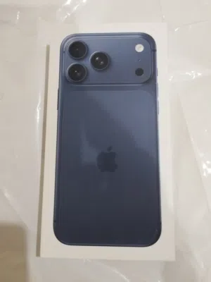 Apple iPhone 17 Pro Max 256 GB in Farwaniya