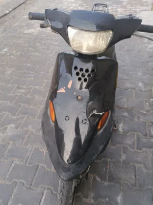 دراجه-تسعه-ازروف-نظيفه-كهربائيات-شغاله-سلف-هندر-للبيع-السعر-250-الف