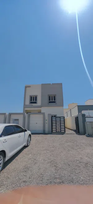280 m2 4 Bedrooms Villa for Rent in Al Batinah Sohar
