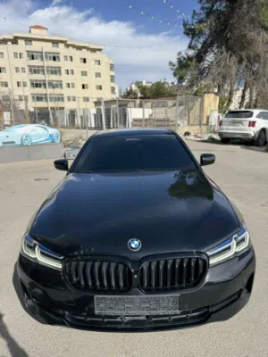 Plugin hybrid BMW 530e 2021 فل اضافات كاملة  دهان شركة  مستوردة