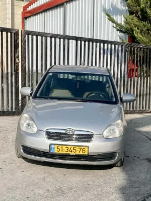 هونداي اكسنت شطب 2010 متور 1.6 بنزين سيارة شبه جديدة