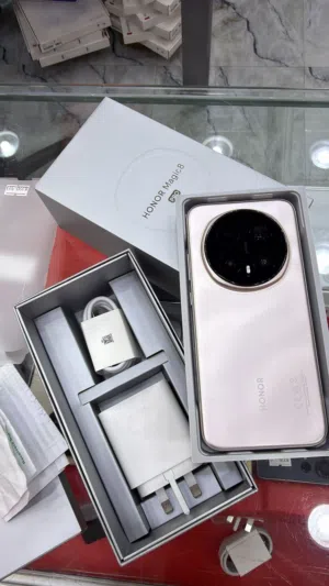 هاتف Honor Magic 8 pro مستعمل بسعر ممتاز