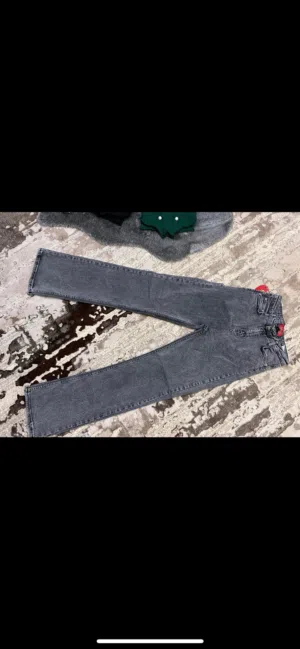 شروة محل ملابس نسائي واطفال