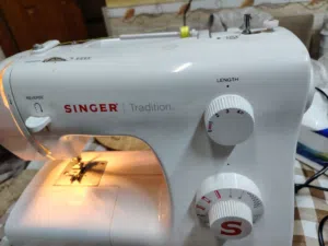 مكينه خياطة