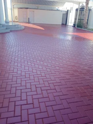 اعمال السرميك وعزل الاسطح وصبغ الايبوكس اجود الانوع مع الضمان وصيانه البيت من الخارج والدخل