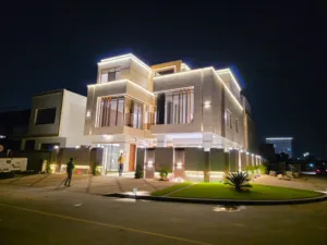 More than 6 bedrooms . More than 6 bathrooms . 6000 ft²1