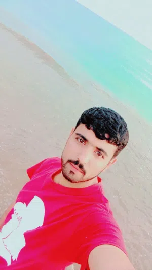 Salnman  Khan 