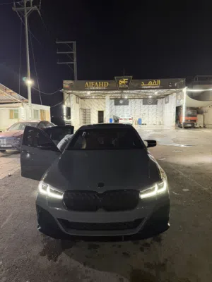 Bmw 530 e 2021 وارد وصيانة الشركة مالك 2