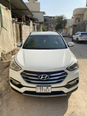Used Hyundai Santa Fe in Basra