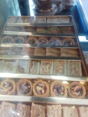 بقلاوه شامي. تركي