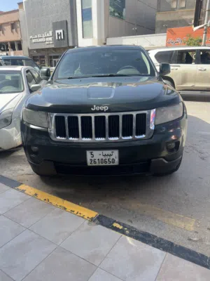 جيب شروكي 2012