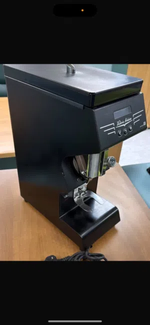 Victoria Arduino Mythos One coffee grinder طحانة قهوة فيكتوريا