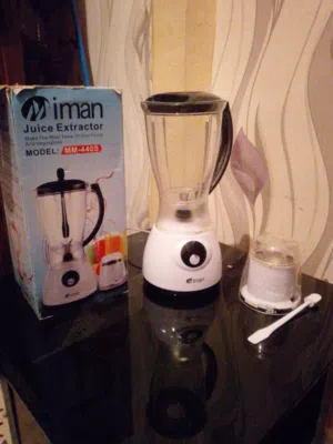 خلاط عصائر