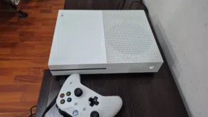 Xbox One S Xbox for sale in Al Ahmadi