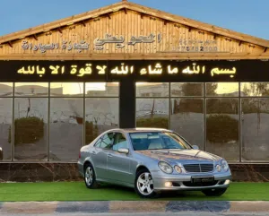 مرسيدس E200 Kompressor كرت ابيض 7 جيد مالك واحد من الشركة