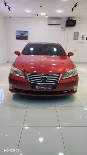 Used Lexus ES in Al Batinah