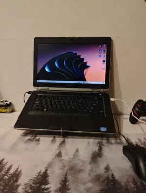 لابتوب e6430 مع الهدايه ماوس و كيبورد و جوستك اكس بوكس