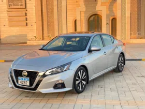 Used Nissan Altima in Al Batinah