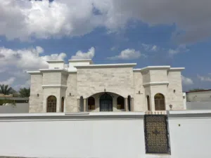 300 m2 4 Bedrooms Townhouse for Sale in Muscat Halban