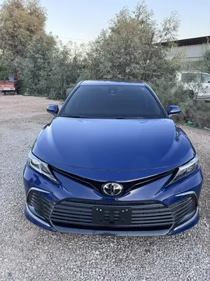 Toyota . Camry . 20242