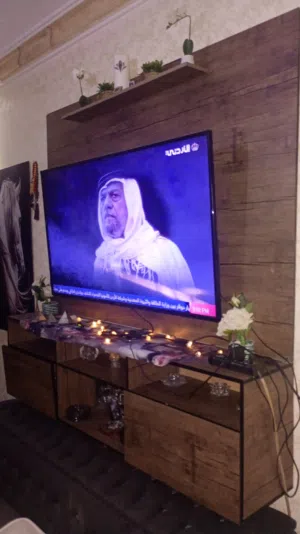 رفوف شاشه تفصيل خشب لاتيه