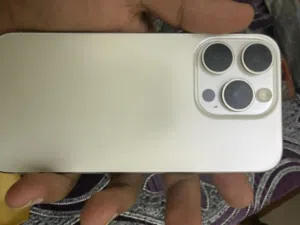 للبيع آيفون 15 برو نظيف جدا ، بيعة سريييييييييييييييعة