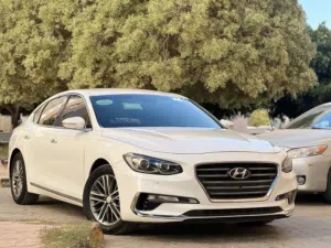 هيونداي أزيرا 2018 درجة أولى