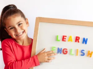 تعلم اللغه الانجليزيه بلكنه بريطانيه للصفوف الاولى  للمراجعه في مدينه نابلس