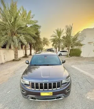 2015 Jeep Grand Cherokee Limited SUV GCC Specs Black Gasoline 4WD