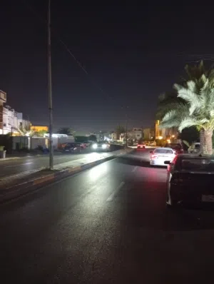 بيت على شارع السفارات