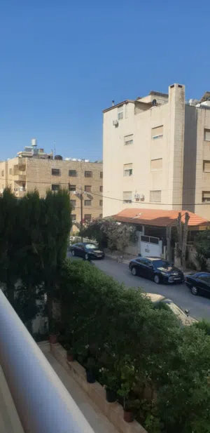شقة مميزة في الشميساني للبيع
