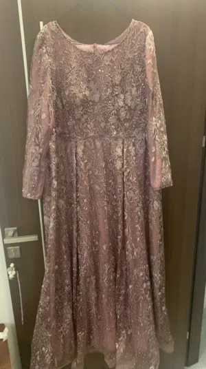 فستان سهرة شبة جديد
