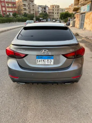 هيونداي الينترا 2016